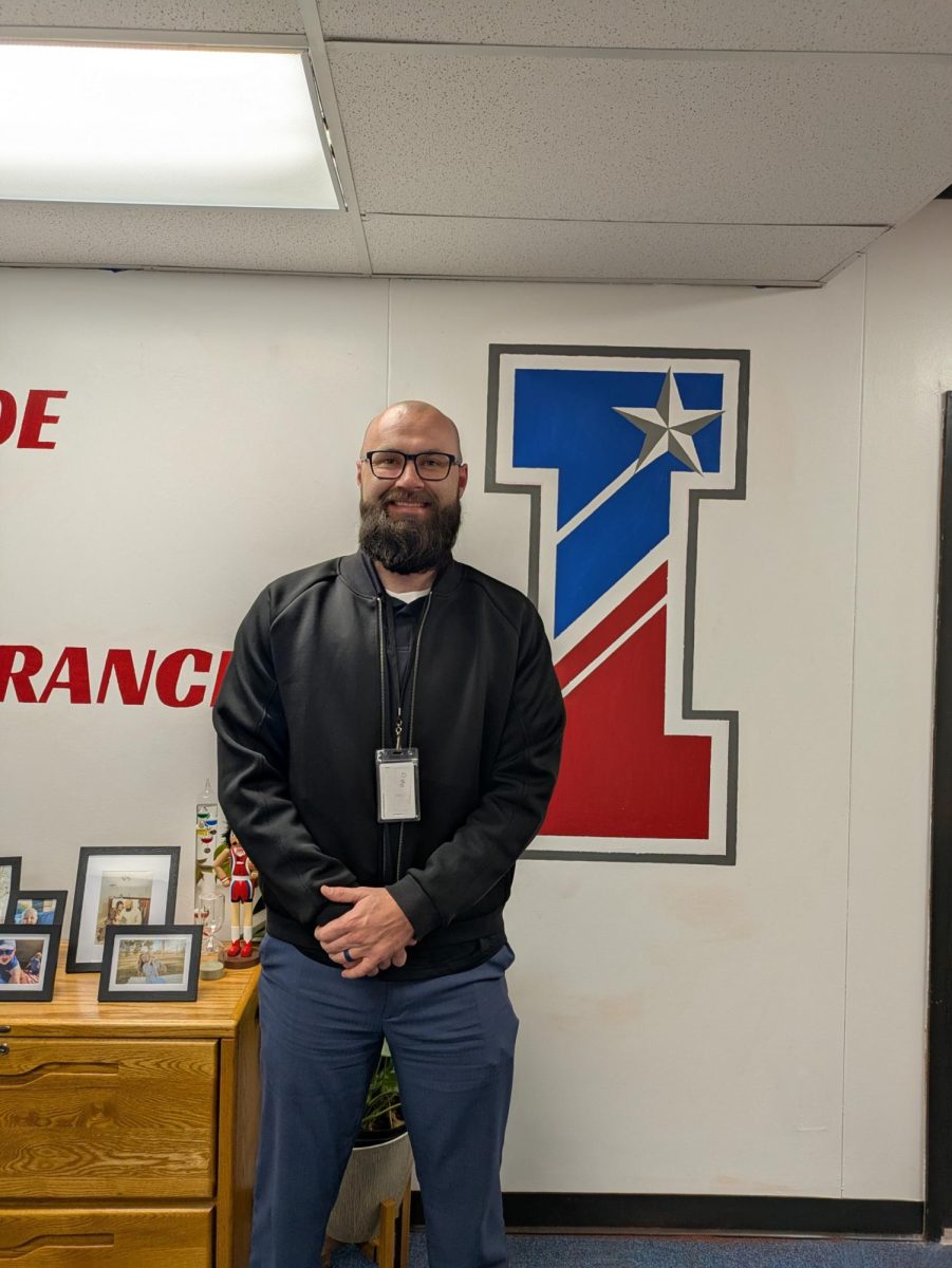 Independence welcomes Mr. Ditto back!